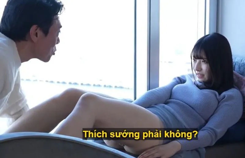 Buổi hẹn hò giữa ông bác và cô minh tinh trẻ lần đầu nhập đạo diễn tại nhà nghỉ sang trọng